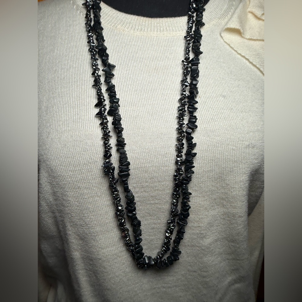 Source Unknown Black‎ Stone Necklace